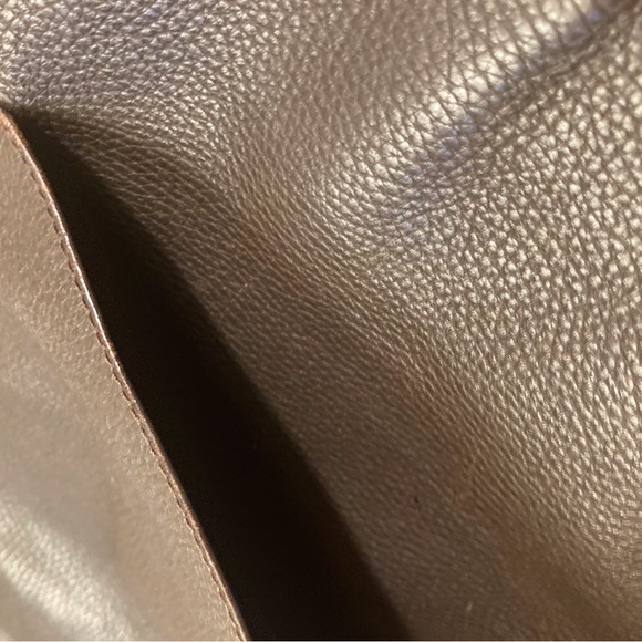 J. Crew Italian soft pebbled  chocolate leather tote bag with strap and pocket - Picture 6 of 16